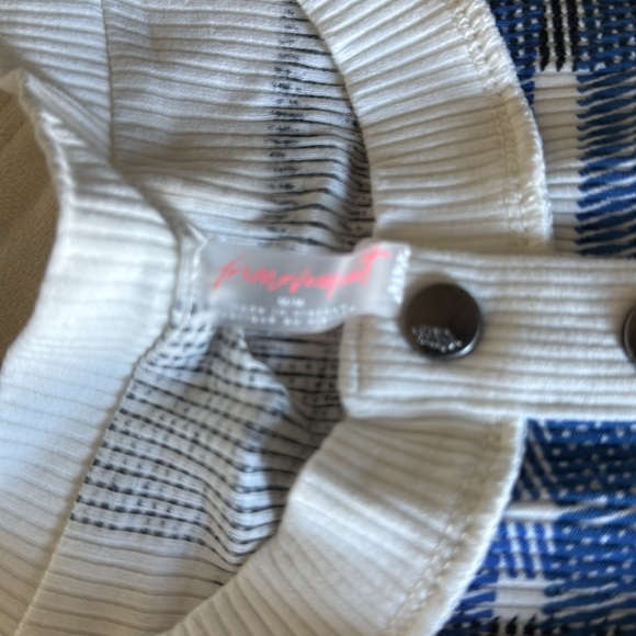 FREE PEOPLE Movement LS Medium NWT Blue with abstract plaid - Picture 5 of 7